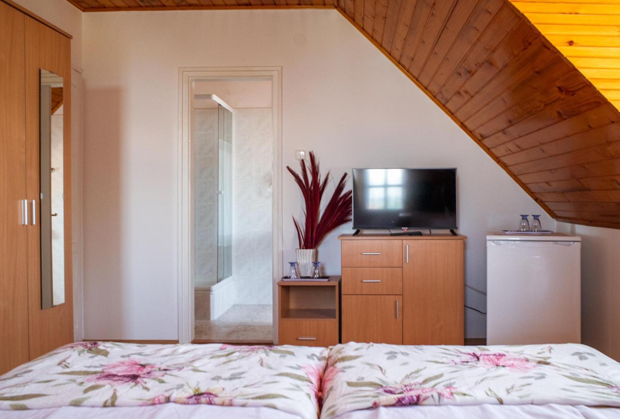 זמראדי Bella Villa Apartmanhaz מראה חיצוני תמונה